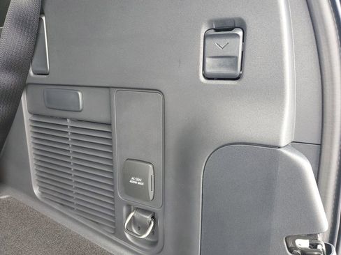 New 2026 Ford Expedition Active image 36