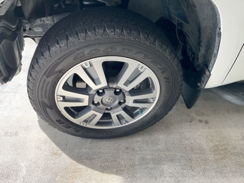 Used 2020 Toyota Tundra 1794 Edition AWD/4WD image 10