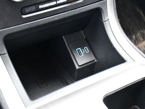 Used 2024 Ford Edge SEL w/ Convenience Package image 30