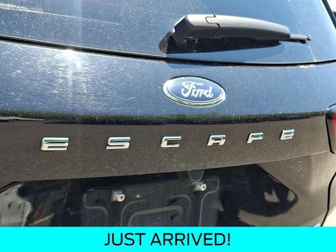 Used 2024 Ford Escape Active AWD/4WD image 29
