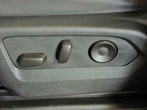 Used 2025 Chevrolet Tahoe RST w/ Comfort Package image 15