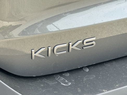 New 2026 Nissan Kicks S image 24