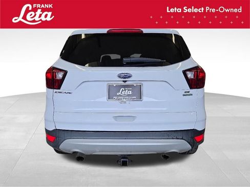 Used 2019 Ford Escape SE FWD image 5