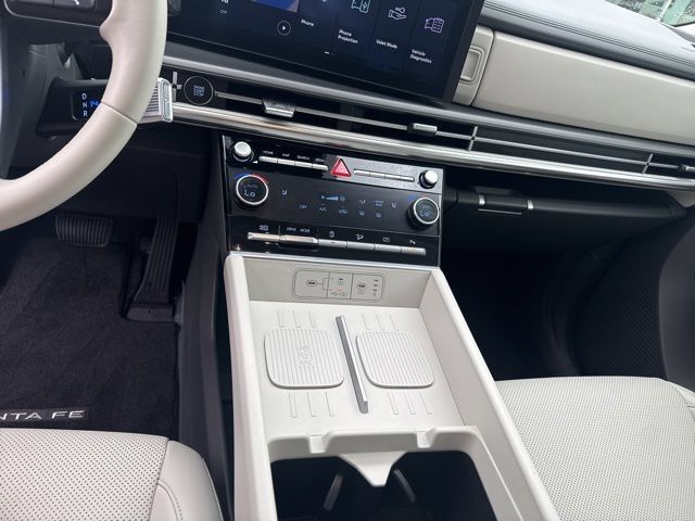 Used 2024 Hyundai Santa Fe SEL FWD image 28