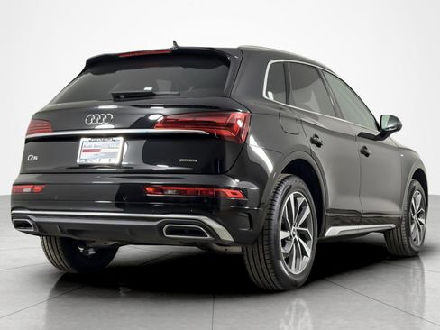 Used 2023 Audi Q5 2.0T Premium w/ Convenience Package AWD/4WD image 5