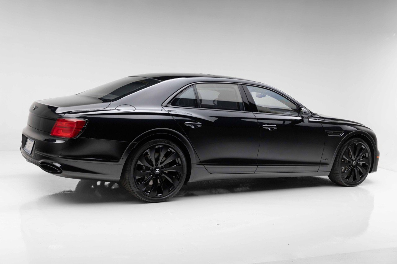 Used 2022 Bentley Flying Spur W12 AWD/4WD image 19