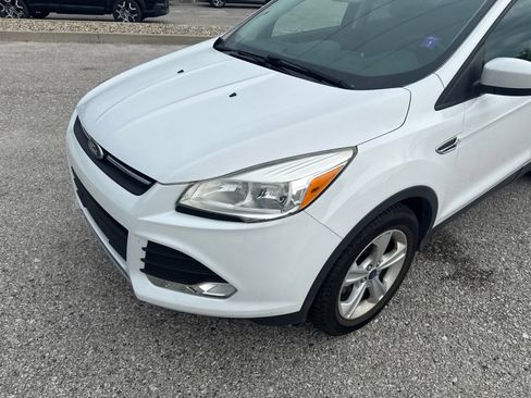 Used 2016 Ford Escape SE FWD image 5