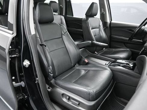 Used 2019 Honda Pilot Elite image 48