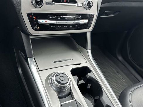 Used 2023 Ford Explorer XLT w/ Equipment Group 202A image 21