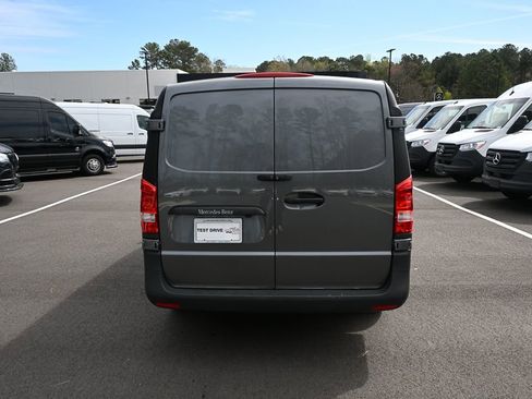Used 2023 Mercedes-Benz Metris image 26
