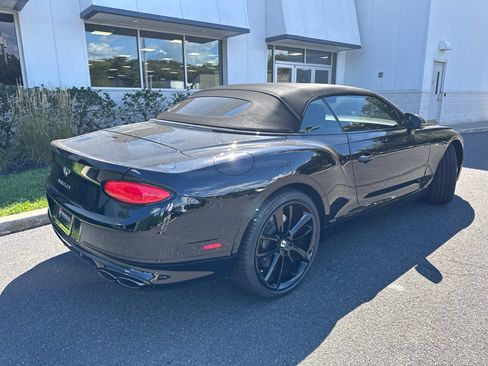 Used 2022 Bentley Continental GT AWD/4WD image 68
