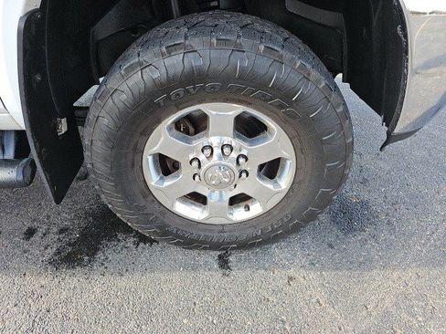 Used 2018 RAM 2500 Big Horn w/ Harvest Edition image 9