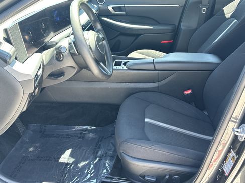 Used 2024 Hyundai Sonata SEL FWD image 9