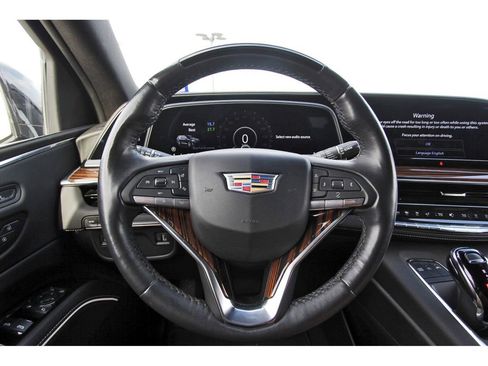 Used 2023 Cadillac Escalade ESV Premium Luxury image 9
