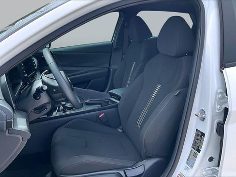 Used 2026 Hyundai Elantra Sport FWD image 8