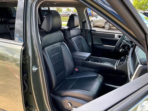 Used 2024 Hyundai Santa Fe Limited image 9