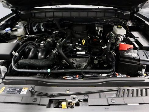 Certified 2024 Ford Bronco Black Diamond image 14