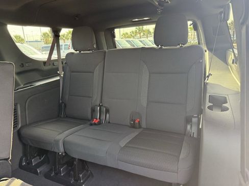 New 2026 Chevrolet Suburban LS image 37