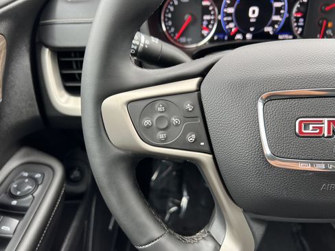 Used 2024 GMC Terrain Denali w/ Black Diamond Edition AWD/4WD image 27