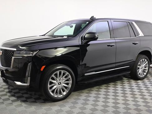 Certified 2023 Cadillac Escalade Premium Luxury AWD/4WD image 2