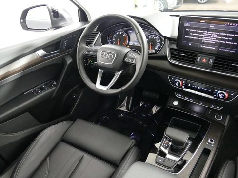 Used 2024 Audi Q5 2.0T Premium AWD/4WD image 24