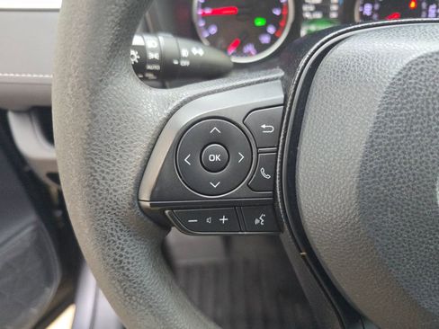 Used 2019 Toyota RAV4 XLE image 16