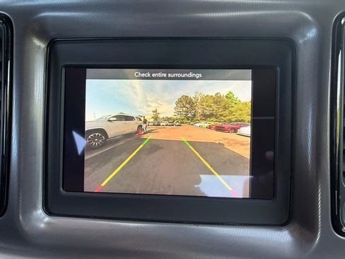 Used 2023 Dodge Challenger SXT RWD image 39