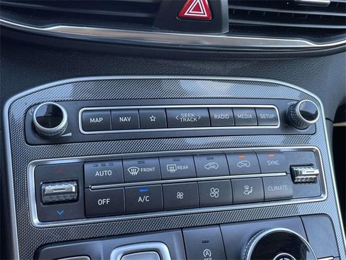 Certified 2023 Hyundai Santa Fe SEL image 23