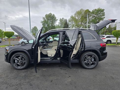 New 2026 Mercedes-Benz GLB 250 4MATIC image 12