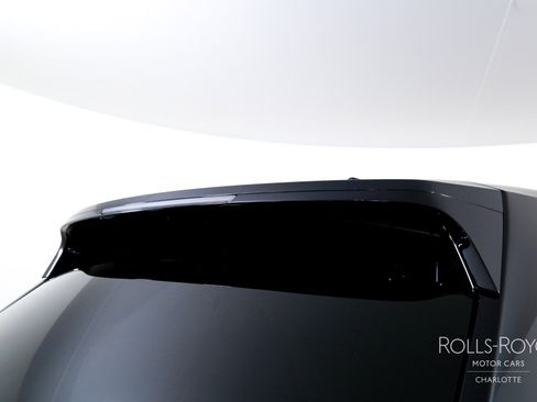 Certified 2022 Rolls-Royce Cullinan w/ Dark Exterior Package image 40