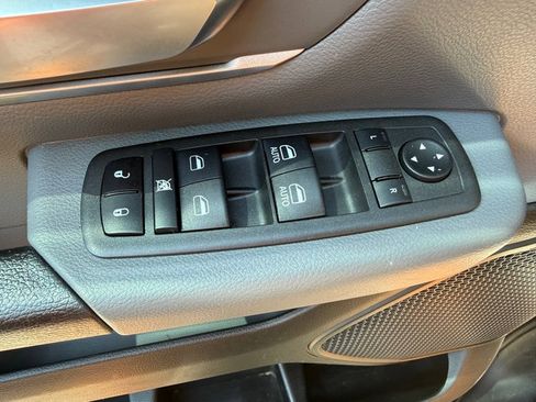 Used 2022 RAM 1500 Big Horn RWD image 13