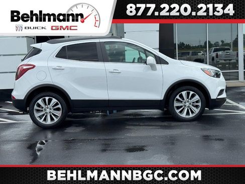 Used 2020 Buick Encore Preferred w/ Safety Package FWD image 1
