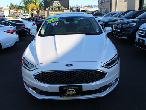 Used 2017 Ford Fusion Platinum FWD image 3