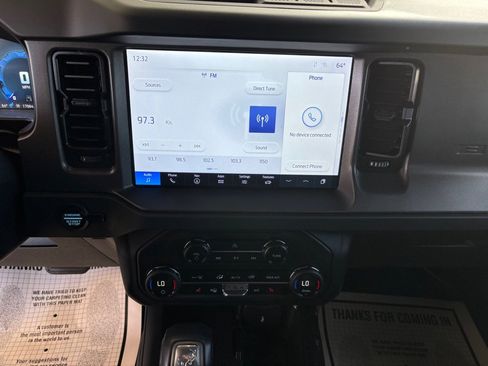 Used 2025 Ford Bronco Big Bend image 11