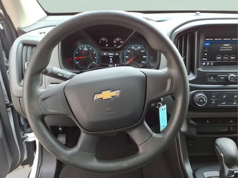 Used 2022 Chevrolet Colorado W/T image 16