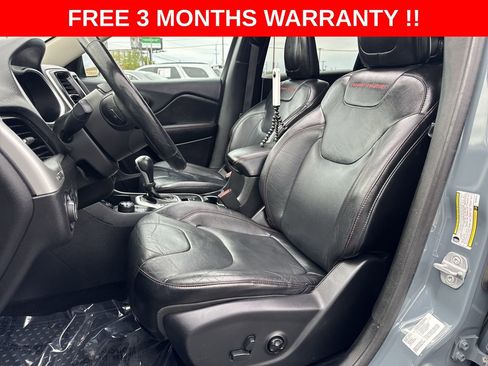 Used 2014 Jeep Cherokee Trailhawk w/ Technology Group AWD/4WD image 14