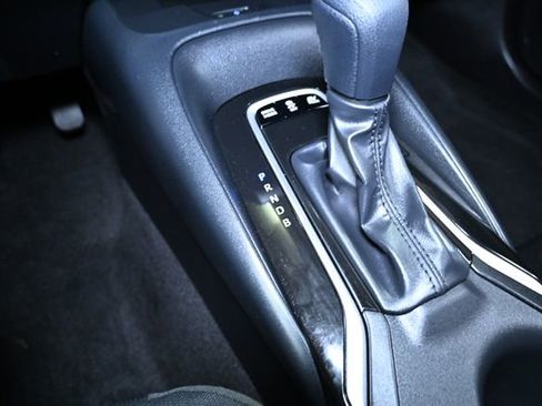 Used 2025 Toyota Corolla LE w/ LE Premium Package image 27