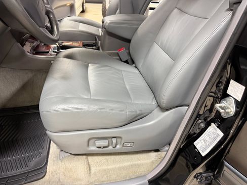Used 2001 Toyota Land Cruiser AWD/4WD image 22