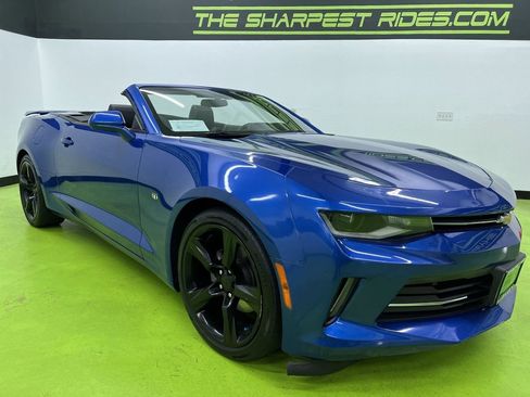 Used 2016 Chevrolet Camaro LT RWD image 2