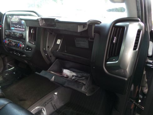 Used 2018 Chevrolet Silverado 1500 LT w/ All Star Edition RWD image 39
