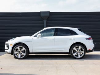 Used 2025 Porsche Macan video 2