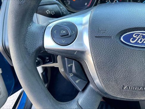 Used 2013 Ford Focus SE FWD image 23