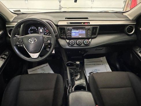 Used 2017 Toyota RAV4 LE FWD image 11