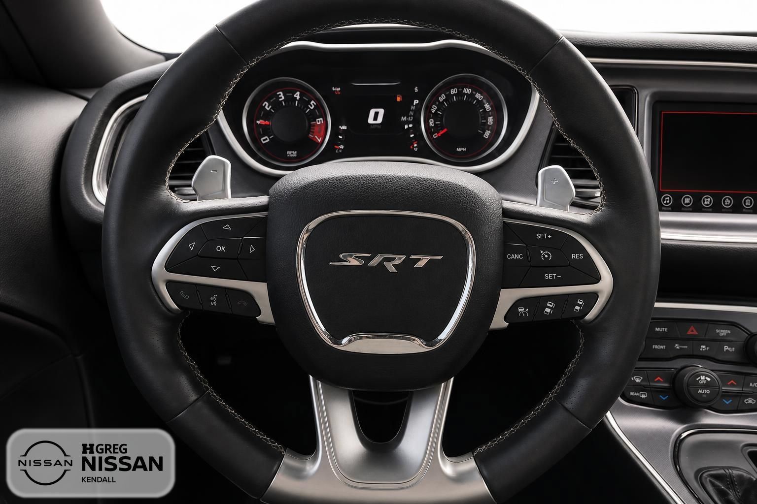 Used 2016 Dodge Challenger SRT w/ Technology Group RWD image 8