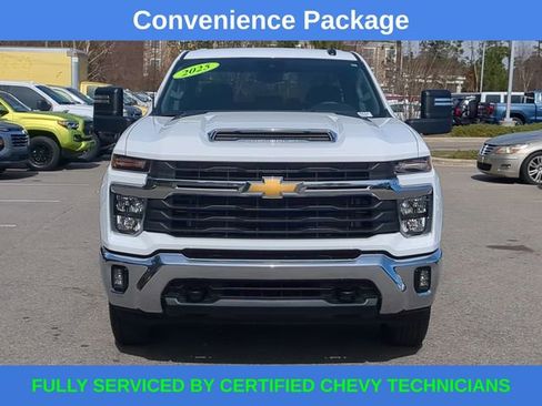 Used 2025 Chevrolet Silverado 2500 LT w/ Convenience Package image 13