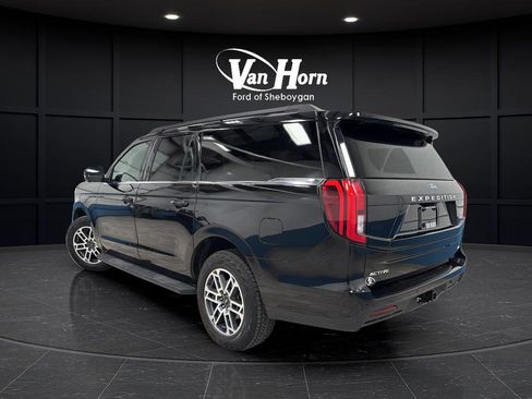Used 2025 Ford Expedition Max Active AWD/4WD image 5