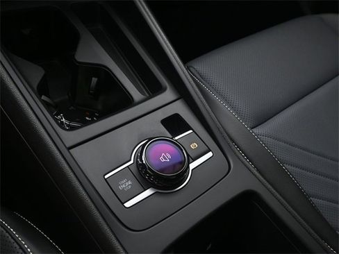 Used 2026 Volkswagen Tiguan SE R-Line image 14