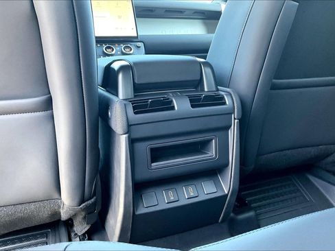 New 2026 Land Rover Defender 110 S AWD/4WD image 21