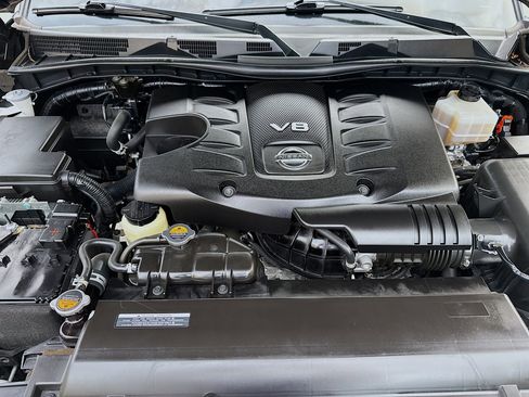 Used 2022 Nissan Armada SL image 38