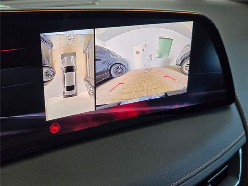 New 2026 Cadillac CT5 V w/ Technology Package RWD image 19